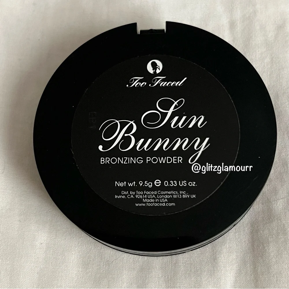 ☀️🐰Vintage Too Faced Poolside Primping Sun Bunny Bronzing Powder🐰☀️